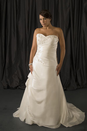 plus size wedding gowns