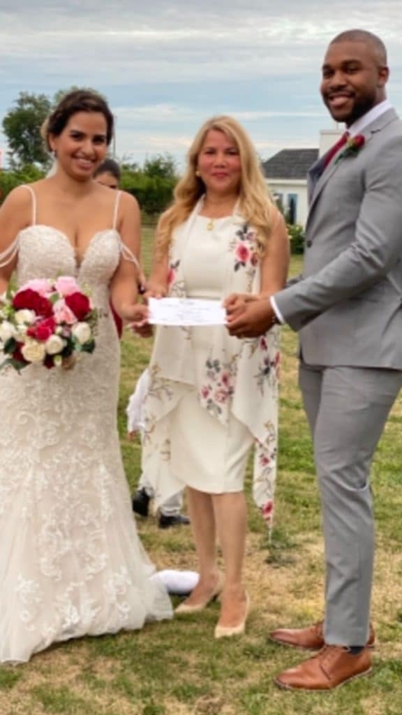 Officiant on the Go-6