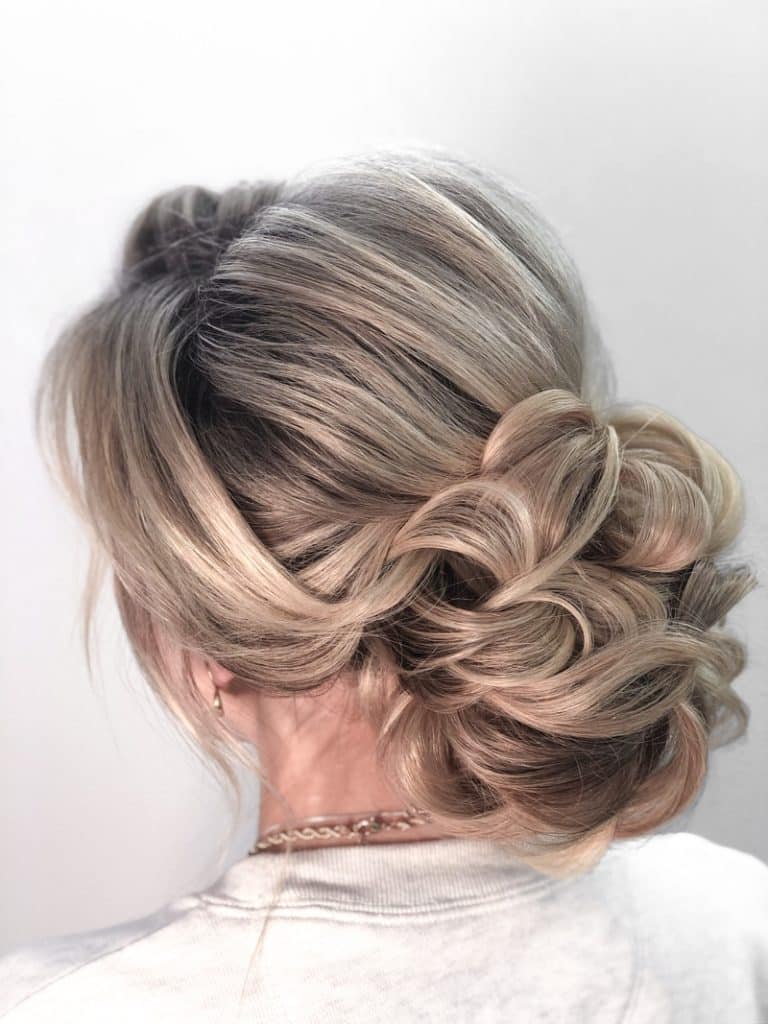 Svitlana Datsenko Wedding Hairstylist